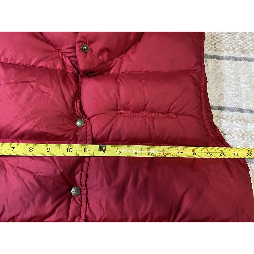 Vintage LL Bean Womens Goose Down Puffer Vest M Red News Corporation Corporate - Picture 5 of 7